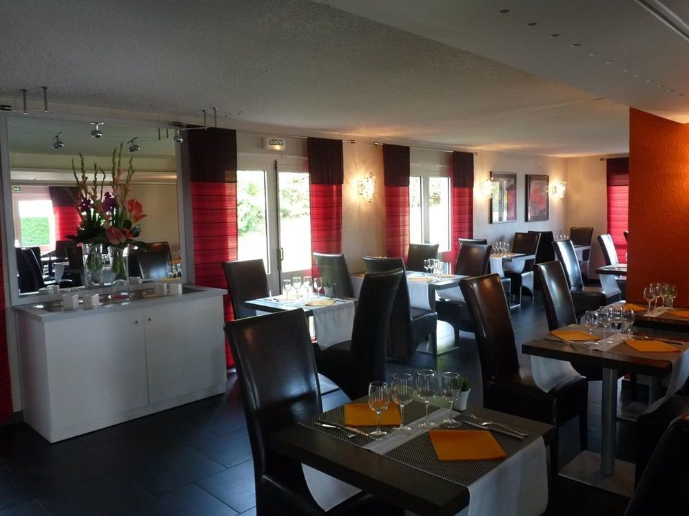 Hotel Kyriad Dieppe Saint-Aubin-sur-Scie Restaurace fotografie